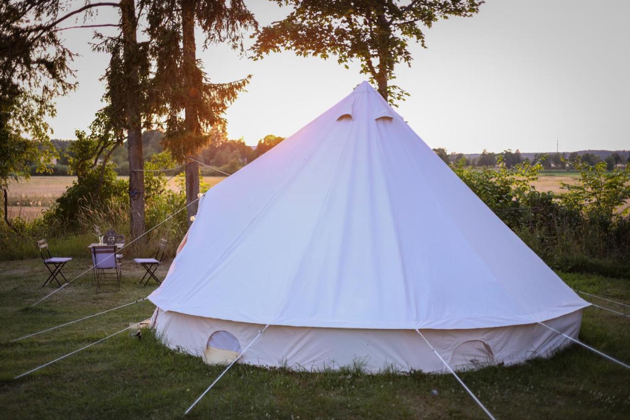 Hôtel Sorby Glamping à Klockrike Extérieur photo