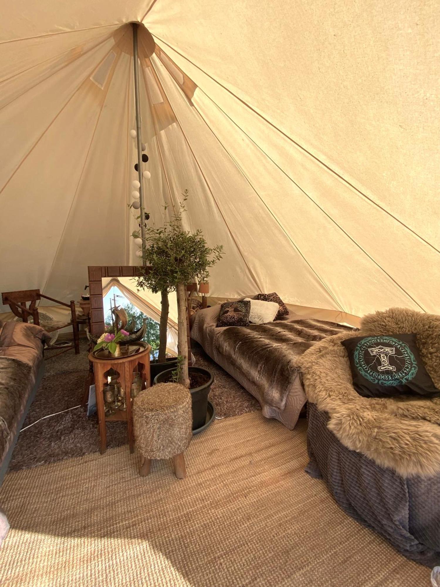 Hôtel Sorby Glamping à Klockrike Extérieur photo